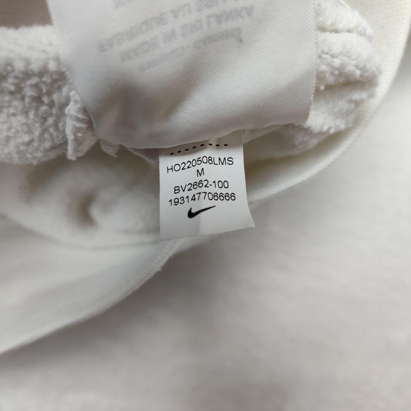 Nike Sweatshirt Mens Medium White Club Fleece Crewneck Pullover Swoosh Logo - Picture 8 of 11